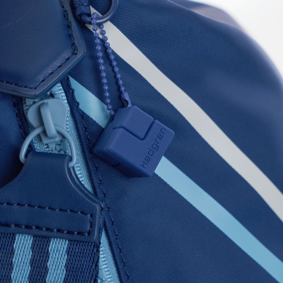 Hedgren Drive Large Hobo Shoulder Bag - Picture 3 of 8